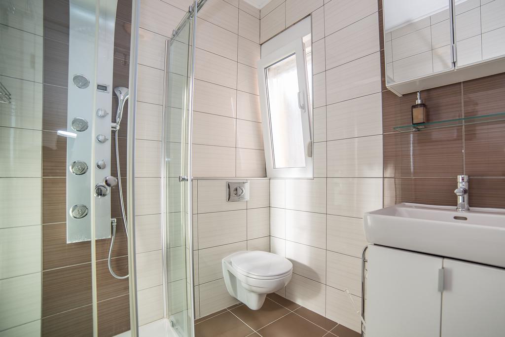 Apartments Kati Omis Ngoại thất bức ảnh